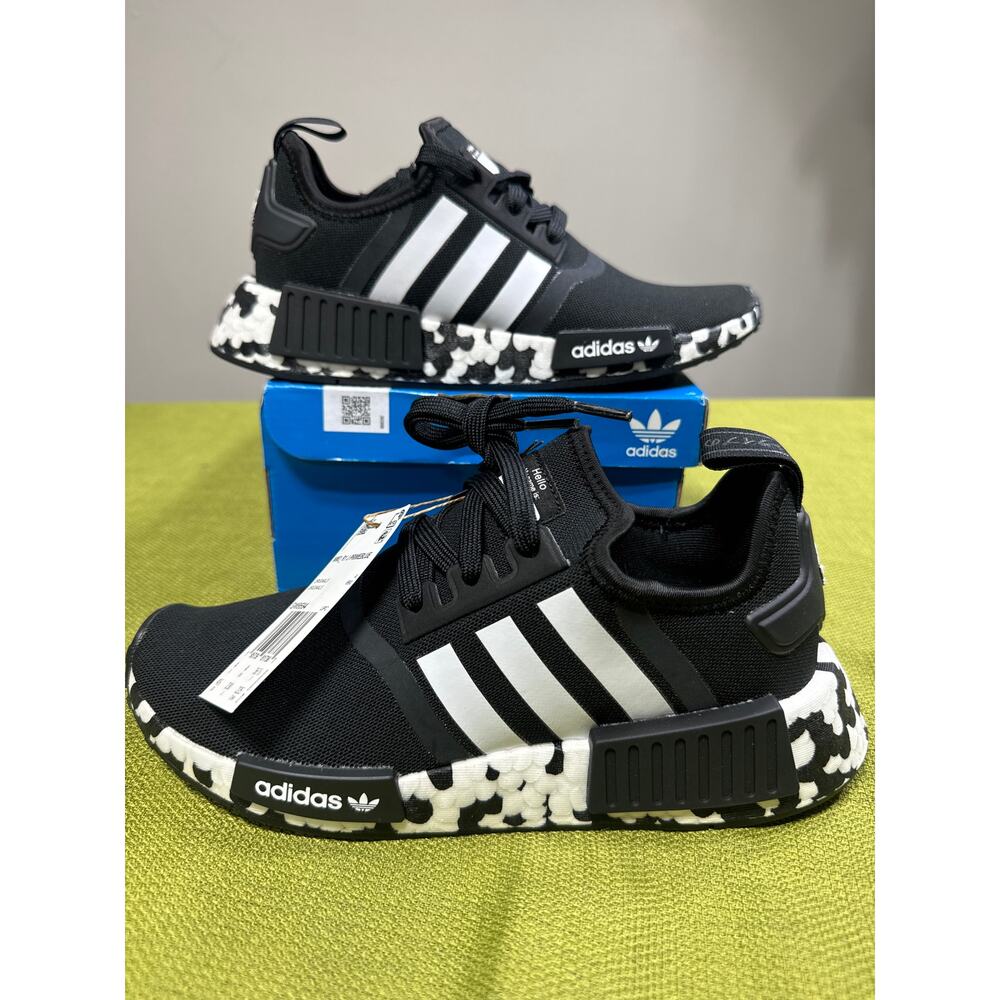 New In Box Adidas NMD R1 J Primeblue CBlack size 4.5y